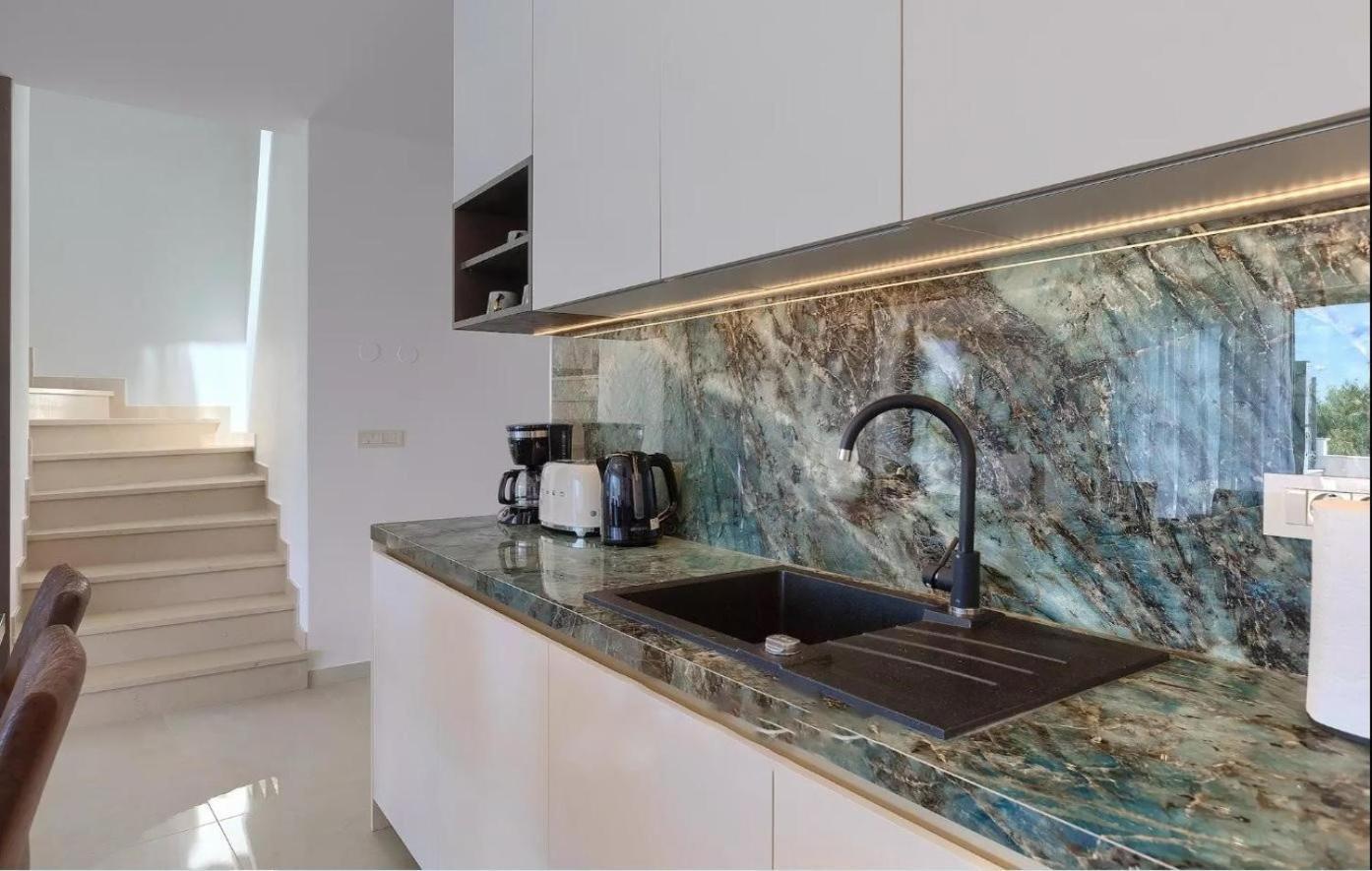 Villa Esmeralda II By Seeadria Agency Novigrad  ภายนอก รูปภาพ