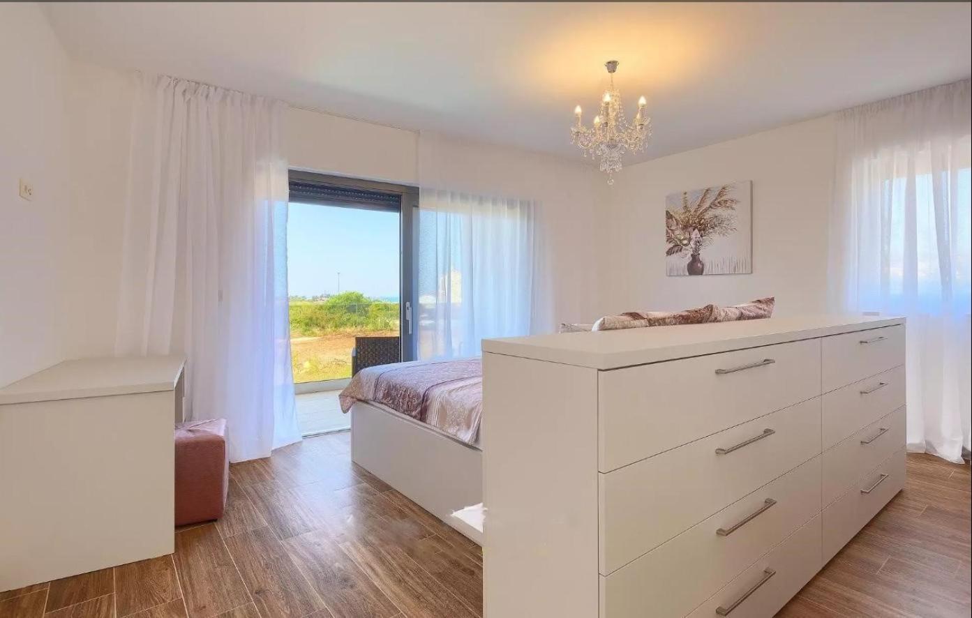 Villa Esmeralda II By Seeadria Agency Novigrad  ภายนอก รูปภาพ