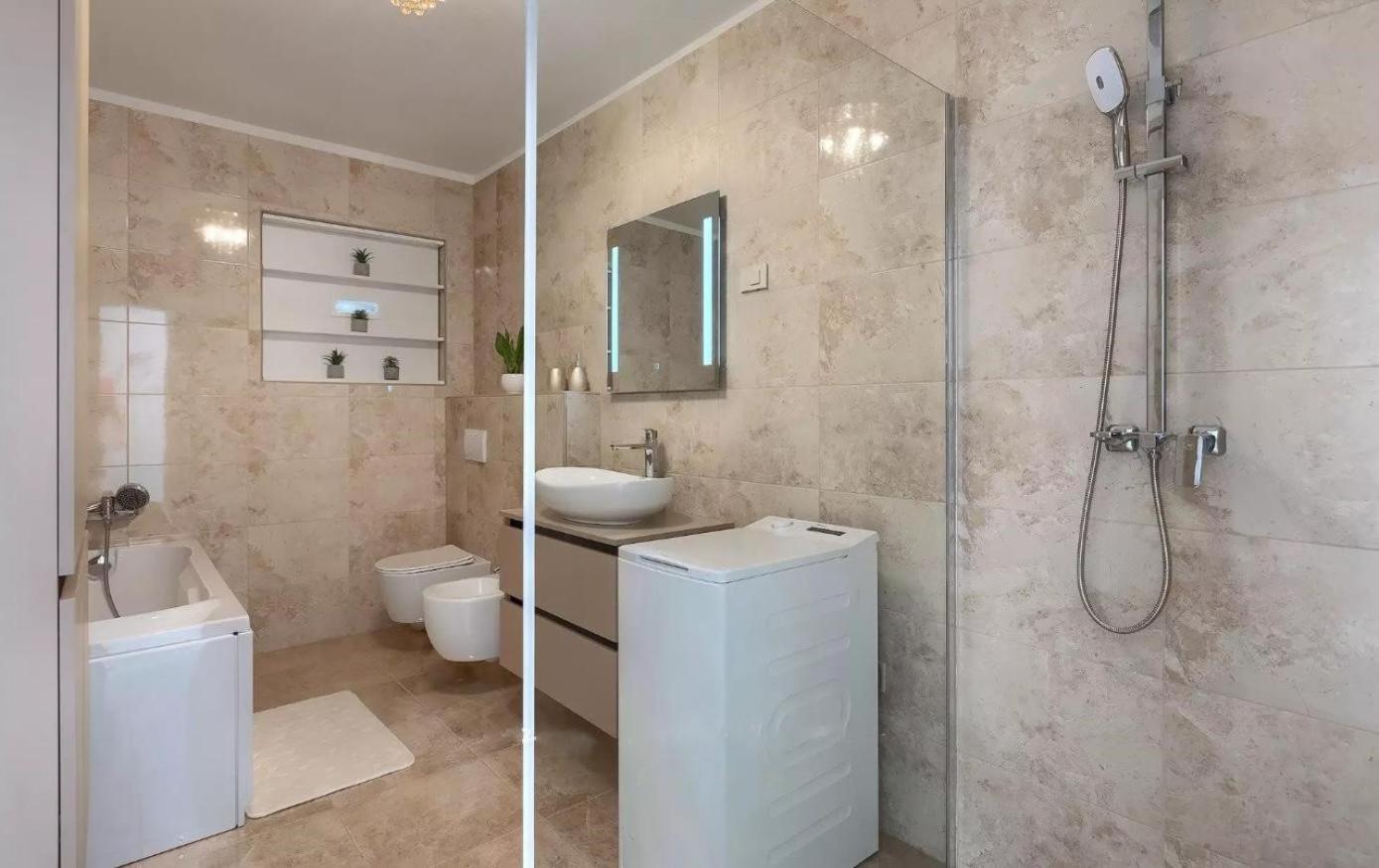 Villa Esmeralda II By Seeadria Agency Novigrad  ภายนอก รูปภาพ